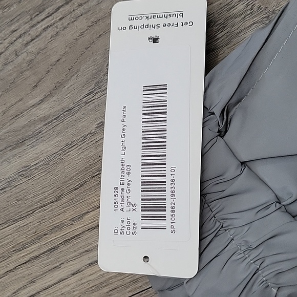 Pants - Picture 3 of 4